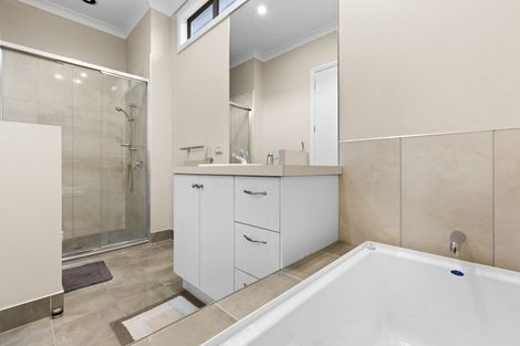 Photo of property in 102 Hunter Drive, Awatoto, Napier, 4110