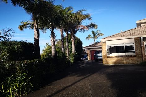 Photo of property in 12 Pajaro Place, Golflands, Auckland, 2013
