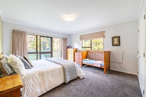 Photo of property in 32 Elmslie Road, Pinehaven, Upper Hutt, 5019