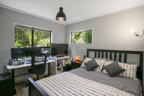 Photo of property in 76 Khandallah Road, Ngaio, Wellington, 6035