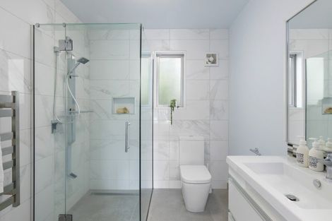 Photo of property in 1/64 Hewitts Road, Merivale, Christchurch, 8014