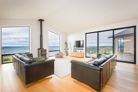 Photo of property in 2 Ridgeway Place, Richmond Hill, Christchurch, 8081