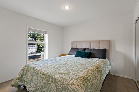 Photo of property in 3/18 Parr Terrace, Castor Bay, Auckland, 0620