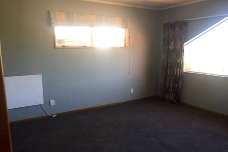 Photo of property in 6 Kapil Grove, Khandallah, Wellington, 6035