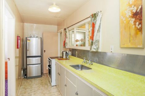 Photo of property in 28 Andersons Road, Charteris Bay, Governors Bay, 8971