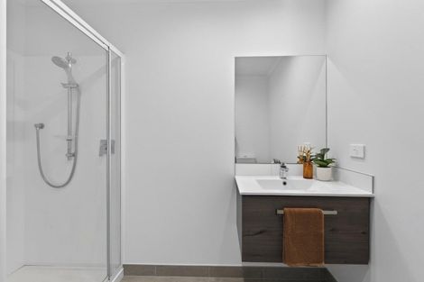 Photo of property in 16 Frank Gill Road, Hobsonville, Auckland, 0616