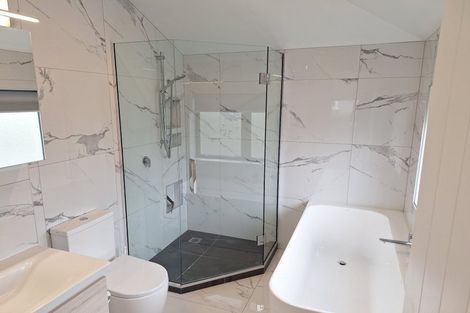 Photo of property in 1/52 Fendalton Road, Fendalton, Christchurch, 8014