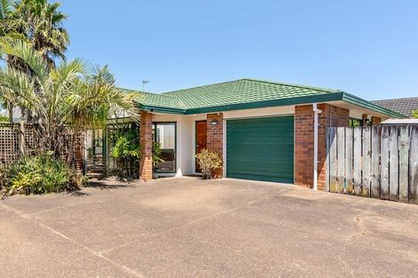 Photo of property in 285 Hobsonville Road, Hobsonville, Auckland, 0618