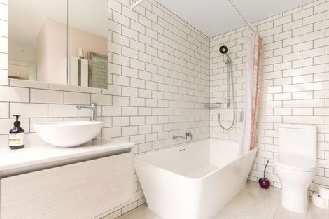 Photo of property in 11 Saint Remy Lane, Redcliffs, Christchurch, 8081