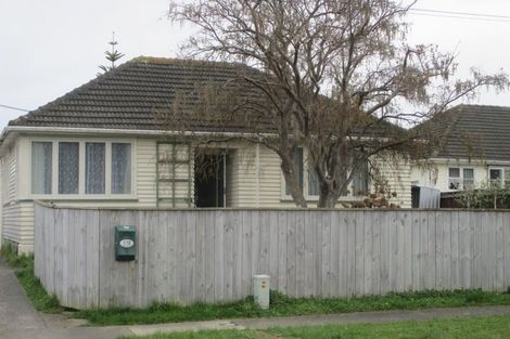 Photo of property in 1/13 Atiawa Crescent, Waiwhetu, Lower Hutt, 5010