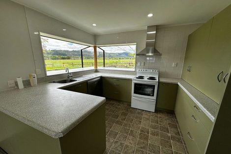 Photo of property in 328 Tourist Road, Clevedon, Papakura, 2585