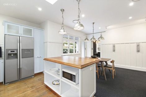 Photo of property in 14 Valley Road, Cashmere, Christchurch, 8022