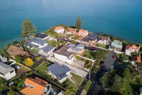 Photo of property in 81a Stanley Point Road, Stanley Point, Auckland, 0624