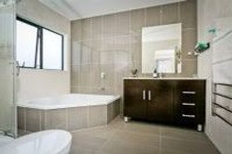 Photo of property in 62 Laurel Oak Drive, Schnapper Rock, Auckland, 0632