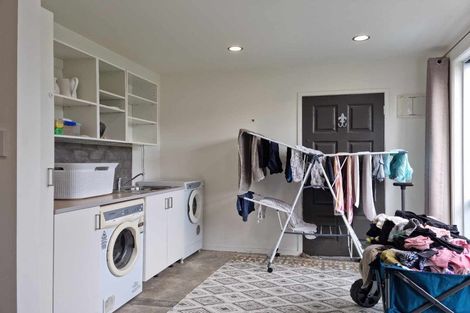 Photo of property in 183 Coronation Avenue, Welbourn, New Plymouth, 4310