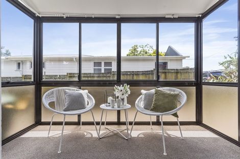 Photo of property in 2/105 Astley Avenue, New Lynn, Auckland, 0600