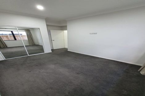 Photo of property in 98 Tir Conaill Avenue, Flat Bush, Auckland, 2019