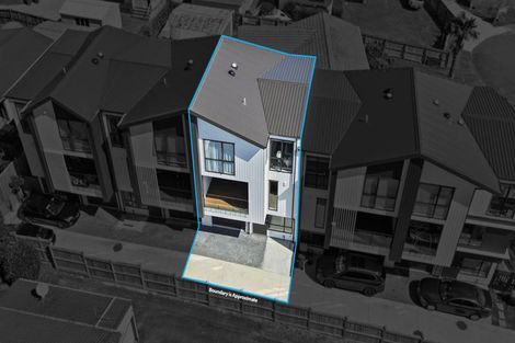 Photo of property in 24c Tomintoul Place, Highland Park, Auckland, 2010