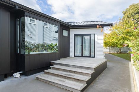 Photo of property in 1 Rutene Road, Kaiti, Gisborne, 4010