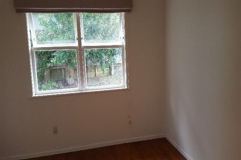 Photo of property in 15 Tyne Road, Forrest Hill, Auckland, 0620