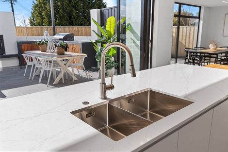 Photo of property in 6 Clifford Avenue, Merivale, Christchurch, 8014