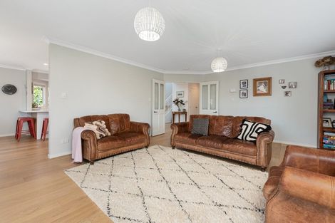 Photo of property in 12 Berwick Place, Mount Maunganui, 3116