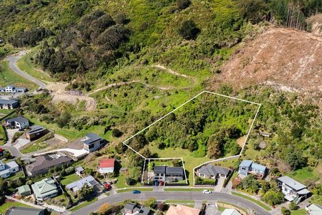 Photo of property in 11a Poneke Drive, Waikanae, 5036