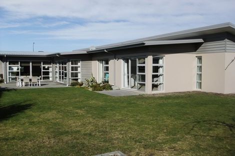 Photo of property in 69 Lamorna Road, Parklands, Christchurch, 8083