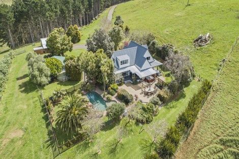 Photo of property in 96 Hatton Road, Awhitu, Waiuku, 2684