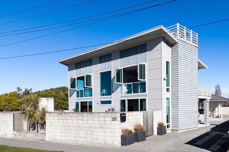 Photo of property in 25 Richmond Street, Waimataitai, Timaru, 7910