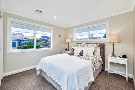 Photo of property in 31 Pioneer Rise, Silverdale, 0932