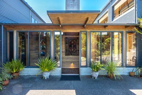 Photo of property in 122 Delamore Drive, Oneroa, Waiheke Island, 1081