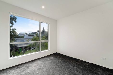 Photo of property in 1/15 Sea Vista Avenue, Beach Haven, Auckland, 0626