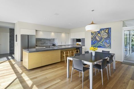 Photo of property in 18 Menzies Street, Sumner, Christchurch, 8081