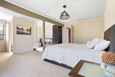Photo of property in 1 Shearwater Street, One Tree Point, 0118