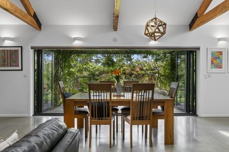 Photo of property in 525 Kaipikari Road, Urenui, 4375