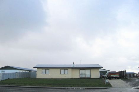 Photo of property in 338 Flaxmere Avenue, Flaxmere, Hastings, 4120