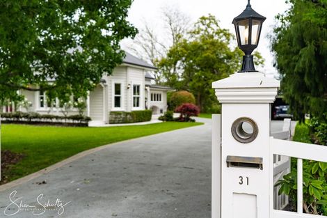 Photo of property in 31 Franklin Road, Paparoa, 0571