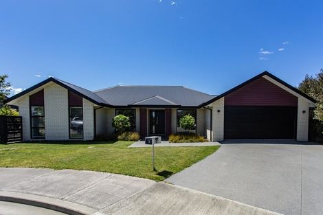 Photo of property in 14 Old Farm Place, Rangiora, 7400