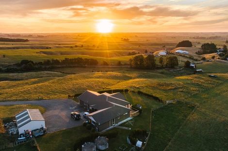 Photo of property in 225 Albert Road, Tokomaru, Palmerston North, 4474