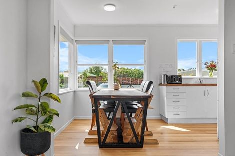 Photo of property in 20 Rosalind Street, Deanwell, Hamilton, 3206