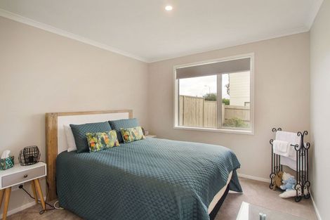 Photo of property in 2 Mutetai Road, Clarks Beach, 2122