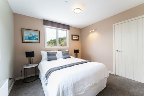 Photo of property in 14 Highgrove, Saint Clair, Dunedin, 9012