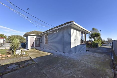 Photo of property in 146 Wainoni Road, Avondale, Christchurch, 8061