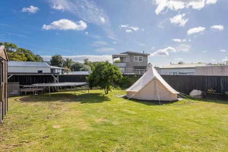 Photo of property in 114 Chartwell Avenue, Whangamata, 3620