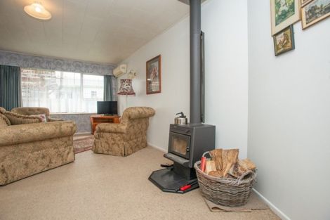 Photo of property in 2/401 Market Street South, Hastings, 4122