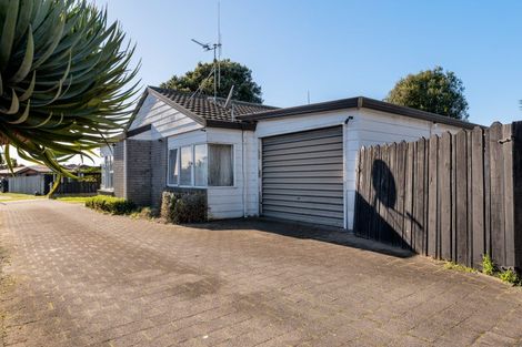 Photo of property in 2/10 Inverell Place, Mount Maunganui, 3116