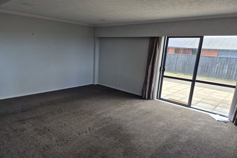 Photo of property in 80 Watt Road, Otatara, Invercargill, 9879