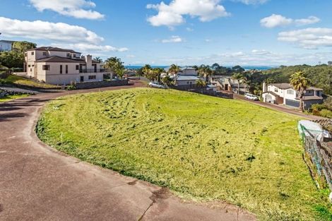 Photo of property in 107 Penguin Drive, Murrays Bay, Auckland, 0630