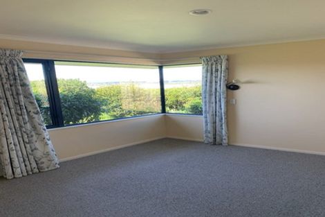 Photo of property in 6 Coutts Place, Mapua, 7005